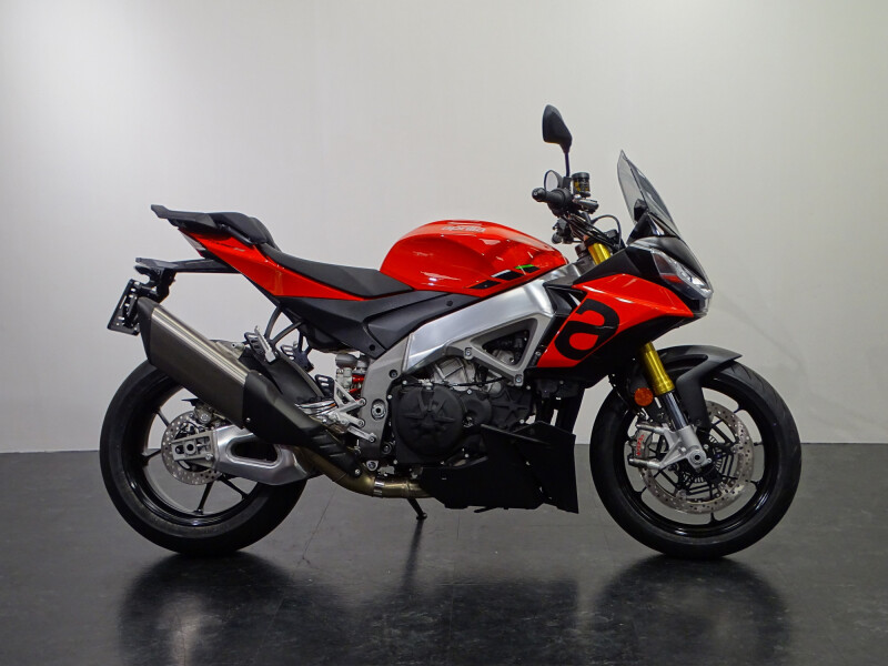 Aprilia TUONO V4 1100