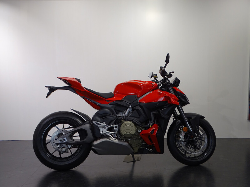 Ducati STREETFIGHTER V4