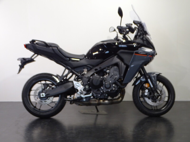 Yamaha TRACER 9