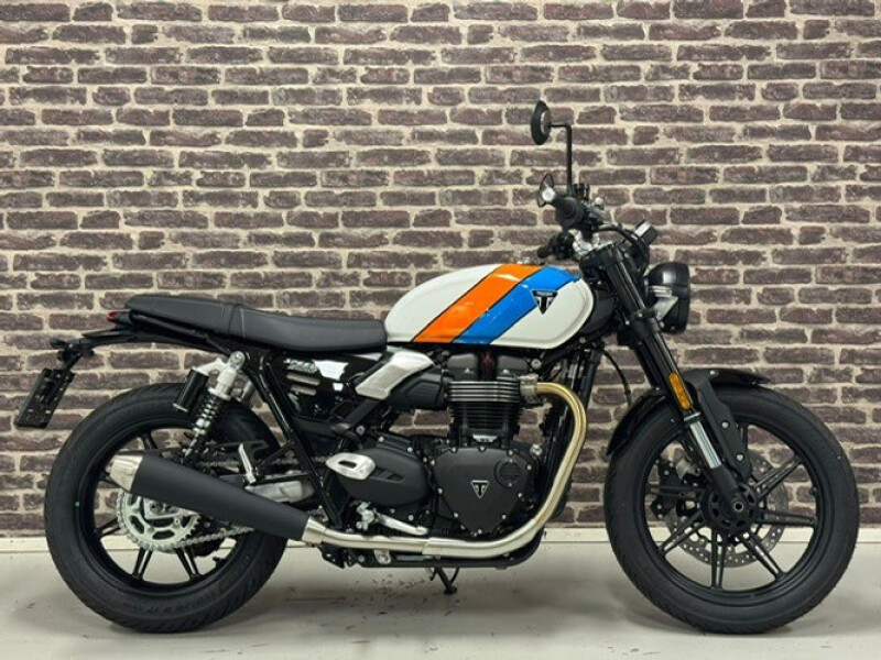 Triumph SPEED TWIN 900 DEMO