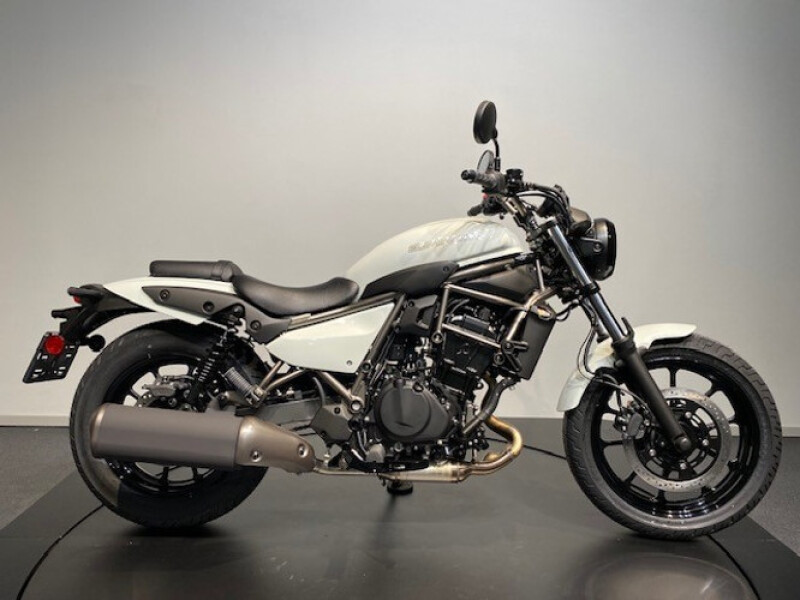 Kawasaki Eliminator 500