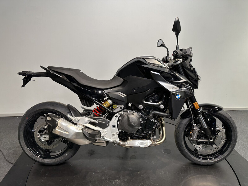 BMW F 900 R