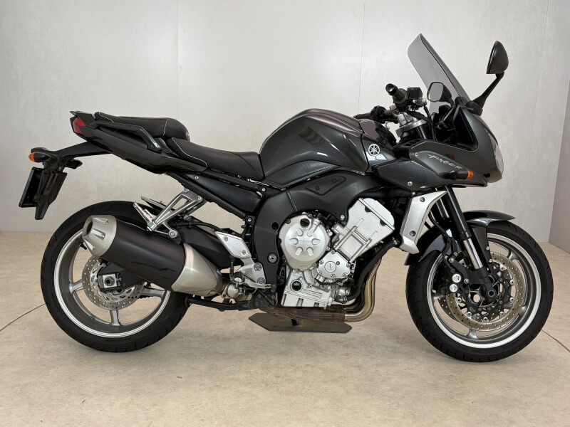 Yamaha FZ1-S
