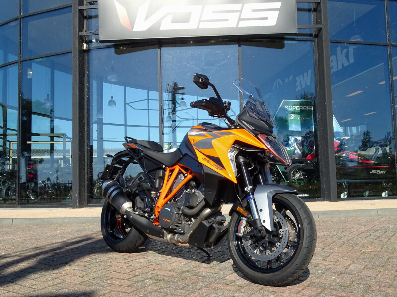 KTM 1290 SUPER DUKE GT