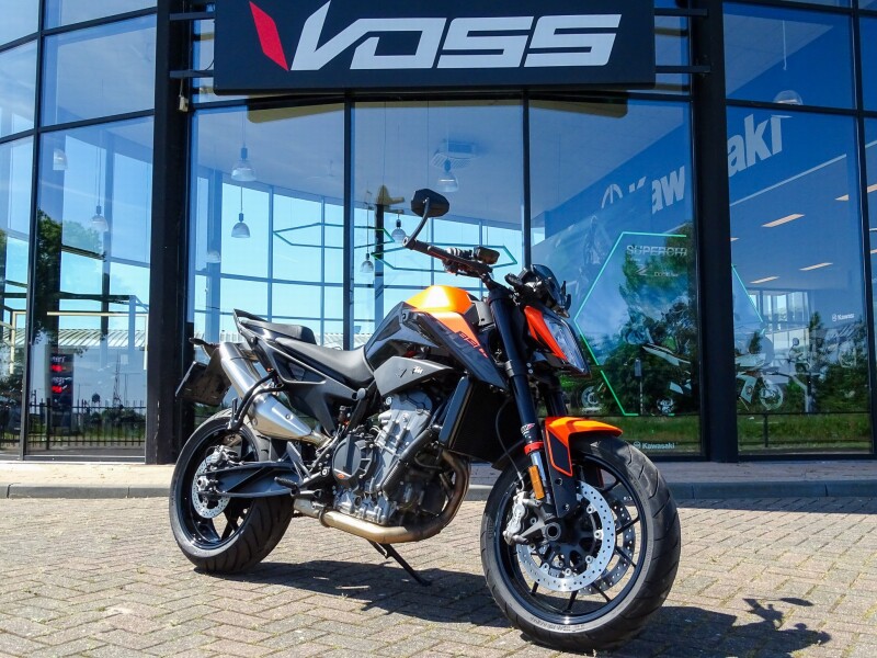 KTM 890 DUKE
