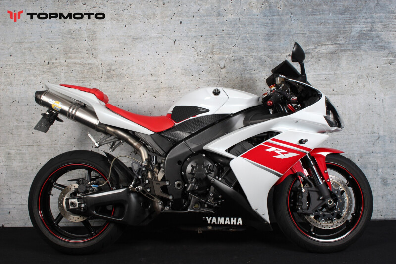 Yamaha YZF R1