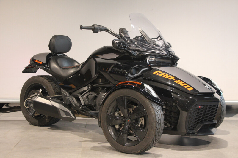 Can-Am SPYDER F3