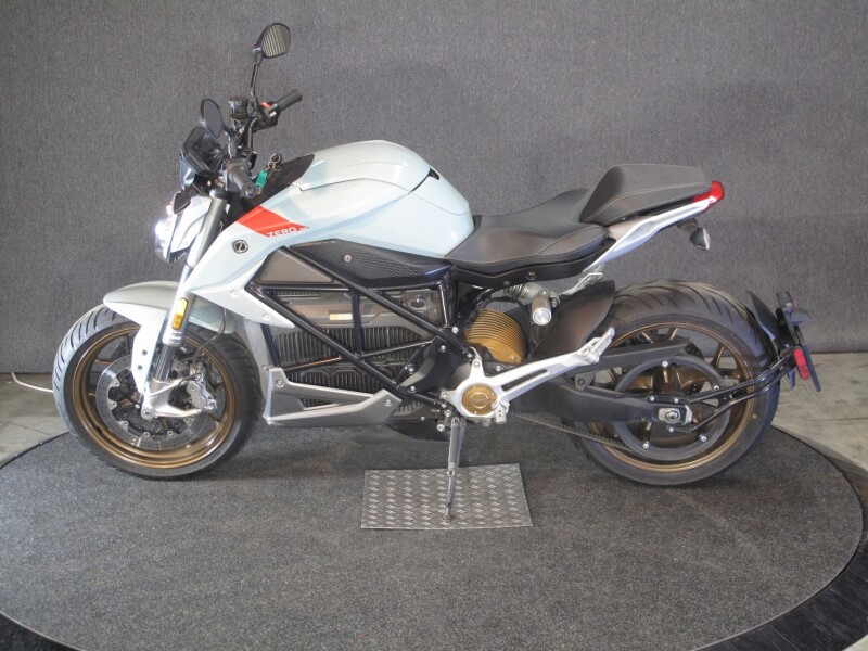 Zero SR/F Premium Zeer nette Zero SR/F