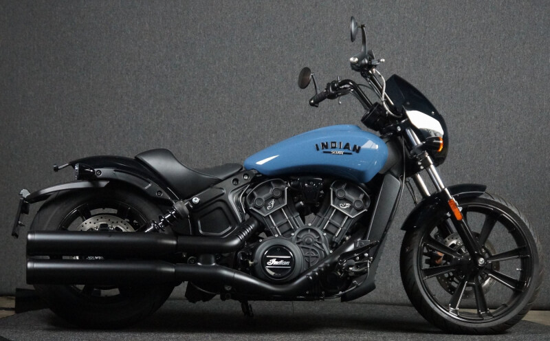 Indian Scout Rogue NIEUW!! € 2.500,- IN PRIJS VERLAAGD!!