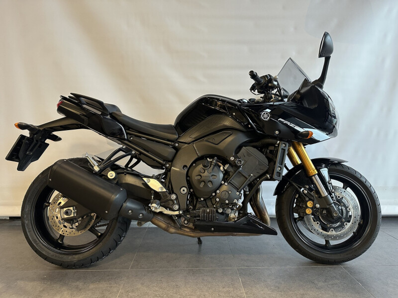 Yamaha FZ8