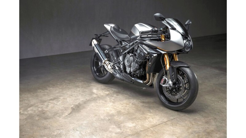 Triumph Speed Triple 1200 RR
