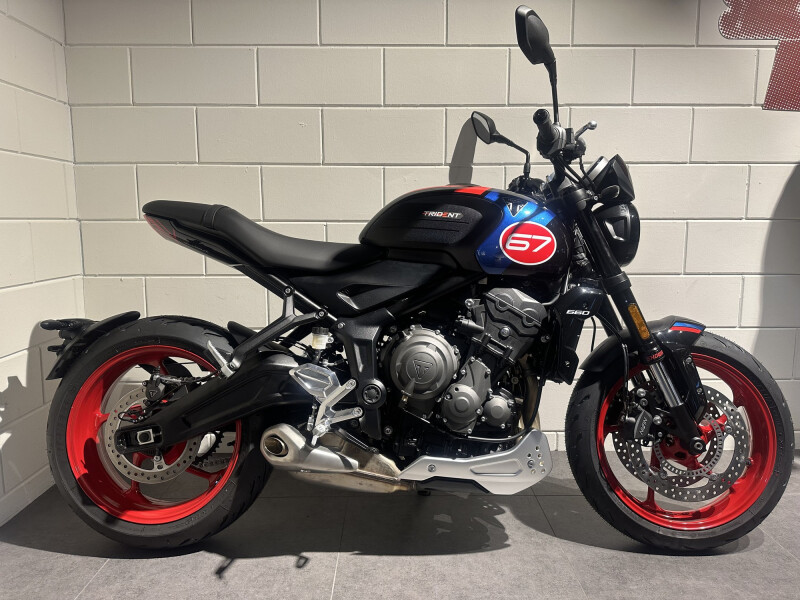 Triumph TRIDENT TRIPLE TRIBUTE