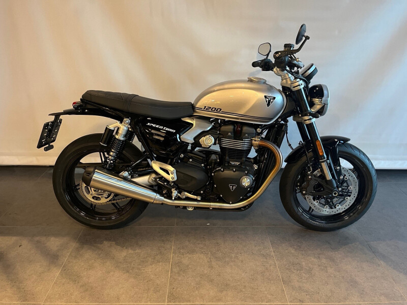 Triumph SPEED TWIN 1200