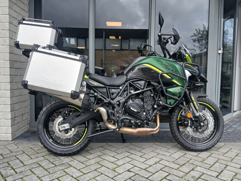Benelli TRK 702 X