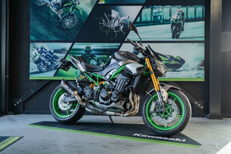 KAWASAKI Z900 SE