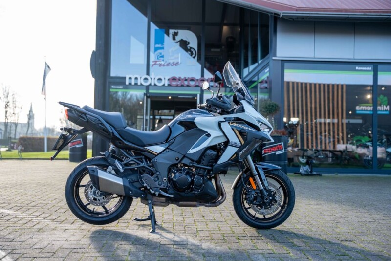 KAWASAKI Versys 1100 SE