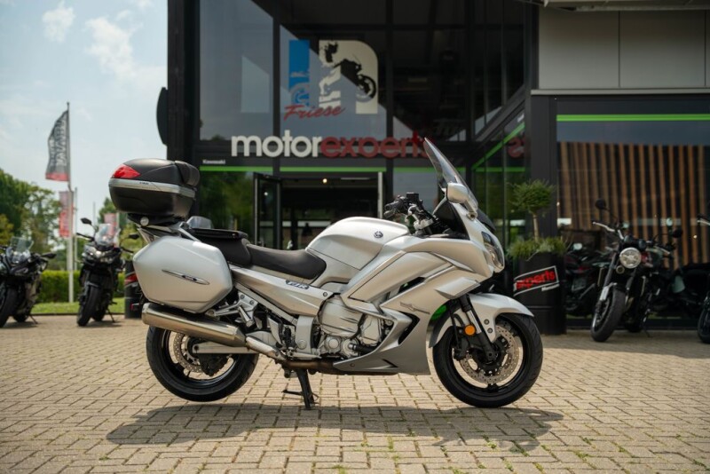 YAMAHA FJR1300 AE