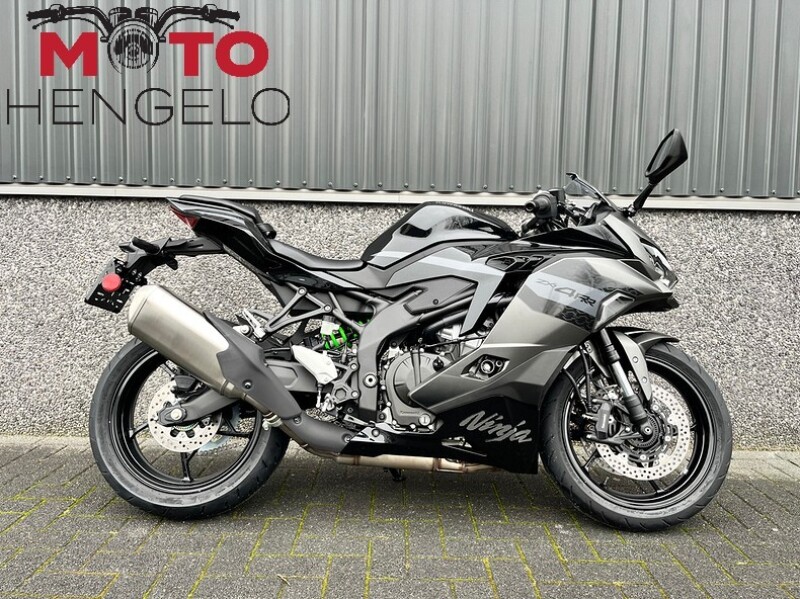 Kawasaki NINJA ZX-4RR