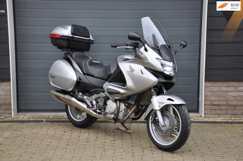 Honda NT 700 V Deauville ABS 14800 kilometer!