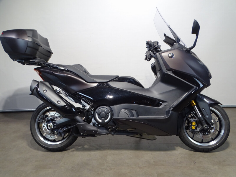Yamaha T-MAX TECH MAX
