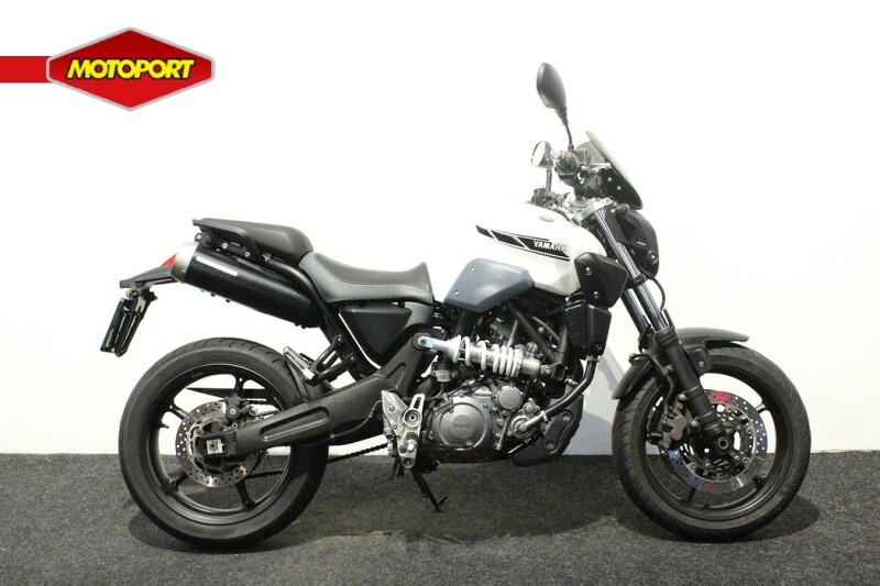 Yamaha MT-03