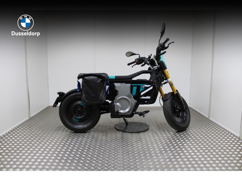 BMW CE 02 AM Cosmic black 2 Bromscooter 45km/h BTW Voertuig