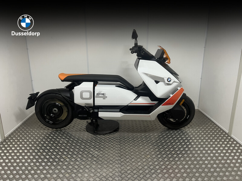 BMW CE 04 Light white BTW Voertuig