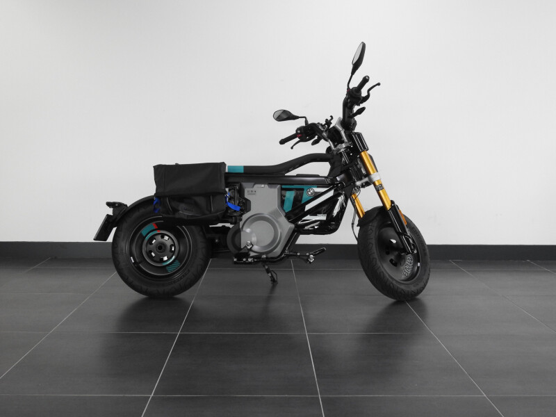 BMW CE 02
