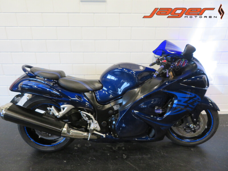 SUZUKI HAYABUSA GSX 1300 SUPERSTRAK!