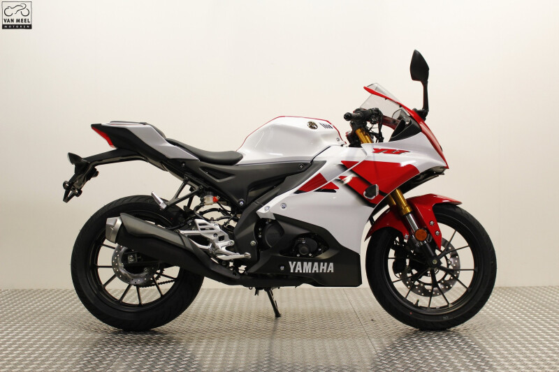 Yamaha R125 70th Anniversary