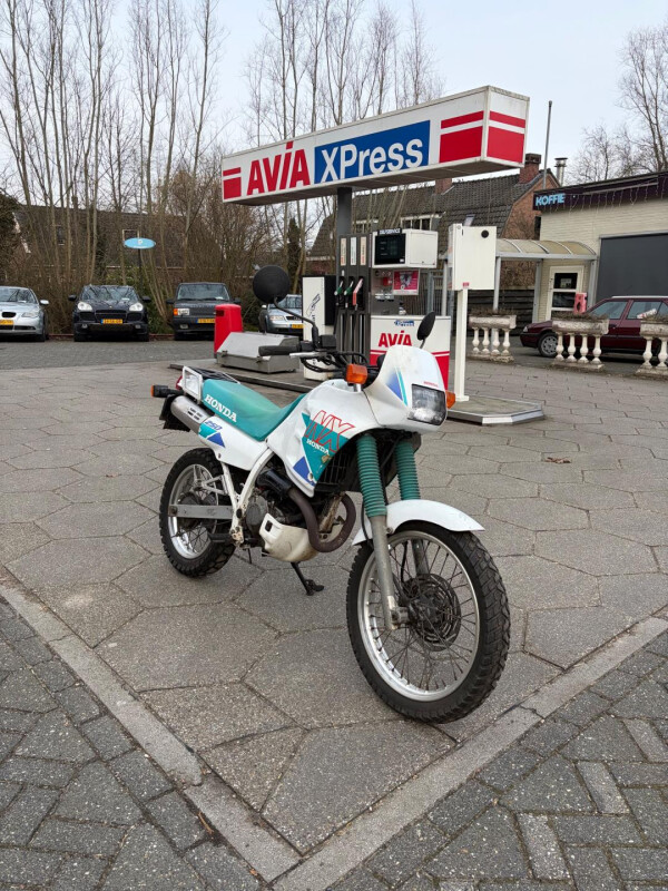 Honda All-Road NX 250 Dominator