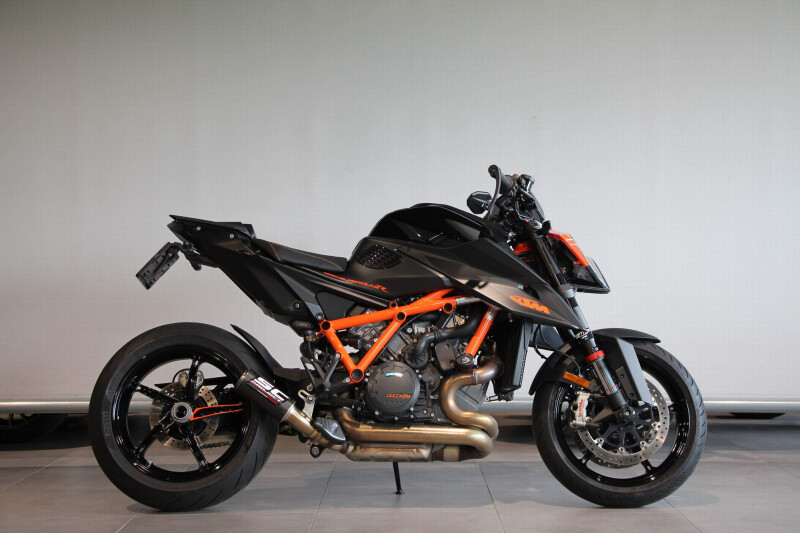 KTM 1290 SUPERDUKE R ABS