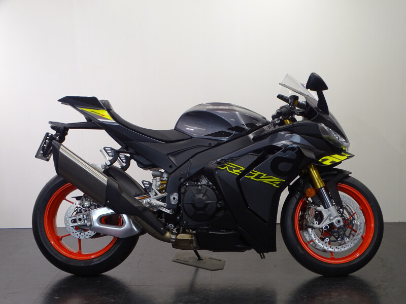 Aprilia RSV4