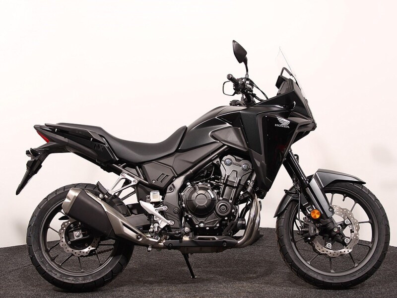 Honda NX 500 Mat Gunpowder Black