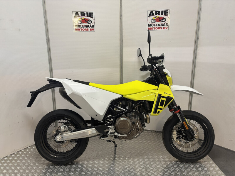 Husqvarna 701 SUPERMOTO