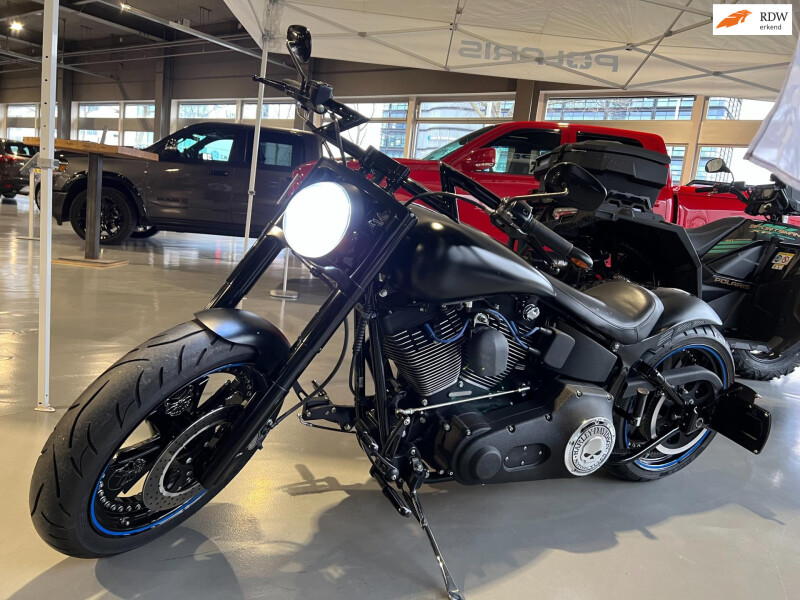 Harley Davidson Chopper 88 FXSTB NIGHT TRAIN SPECIAL