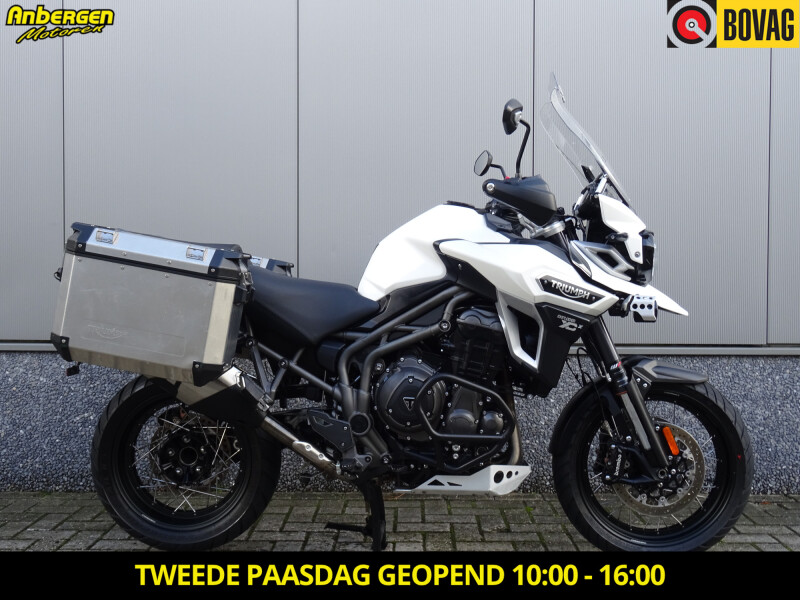 TRIUMPH TIGER 1200 XCX