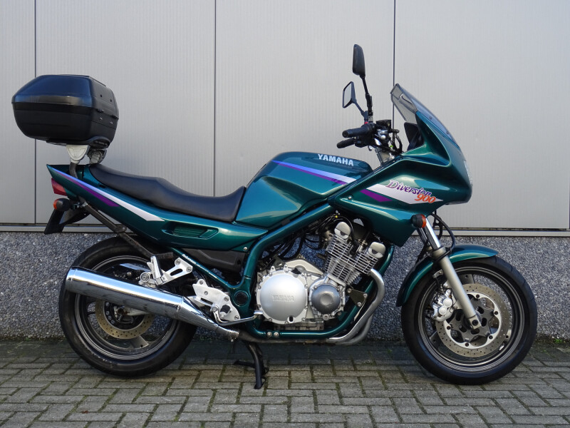 YAMAHA XJ 900 DIVERSION