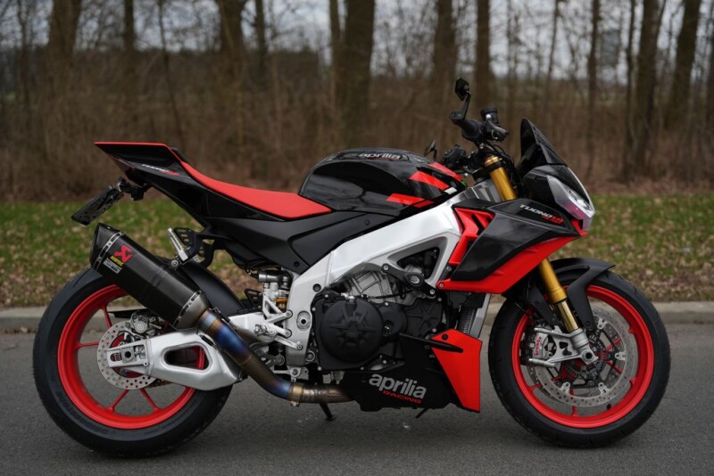 APRILIA Tuono V4