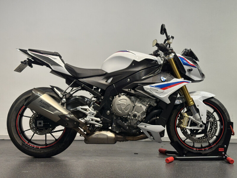 BMW S 1000 R model D