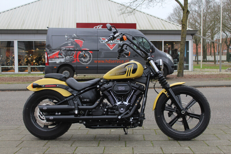 Harley-Davidson Softail  Streetbob