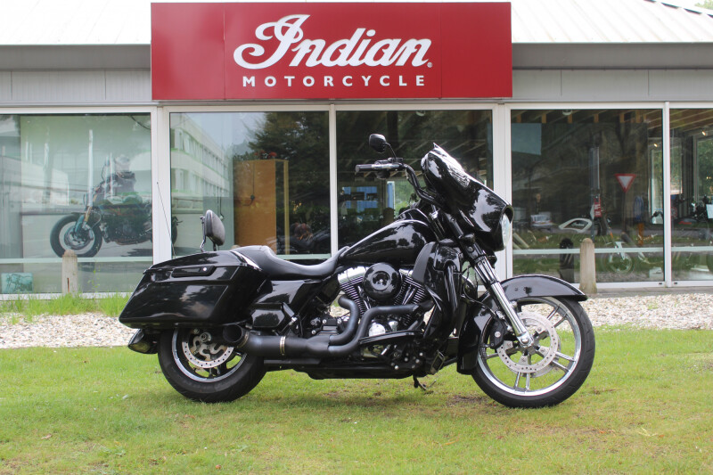 Harley-Davidson Street Glide  FLH-X Street+Glide