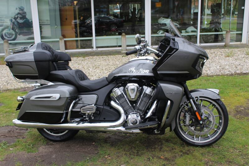 Indian Andere  Pursuit