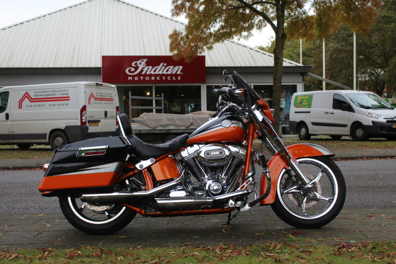 Harley-Davidson Softail  FLSTSE CVO softail convertible