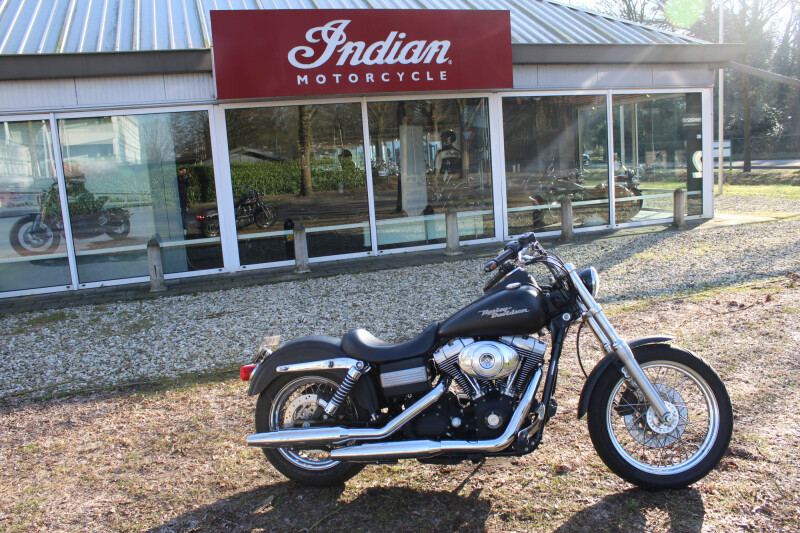 Harley-Davidson Dyna Street Bob  FXDBi