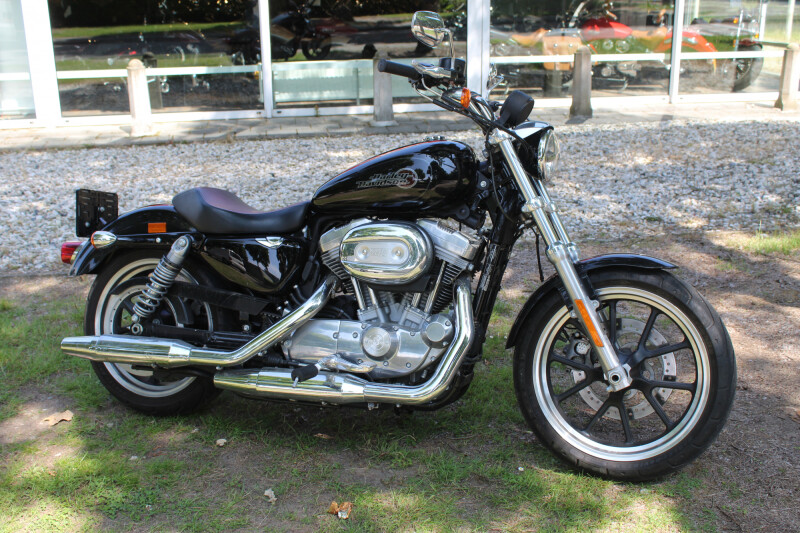 Harley-Davidson Sportster XL 883  Sportster XL 883 Superlow
