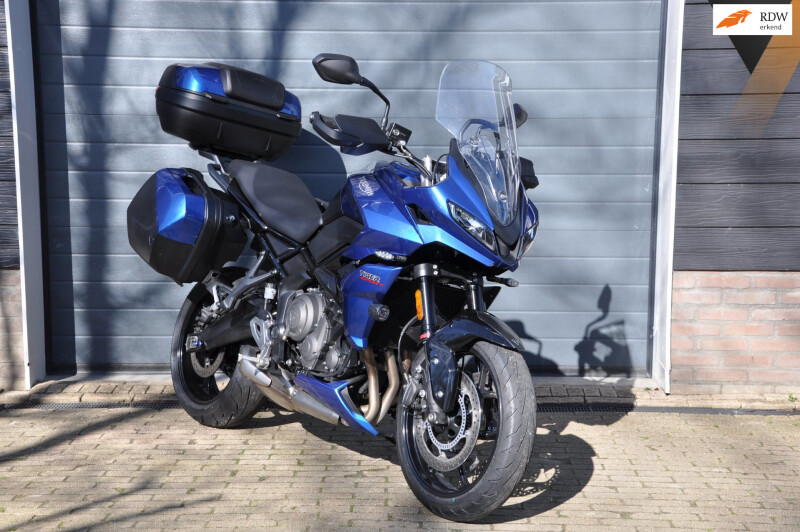 Triumph Tiger Sport 660 Zeer compleet en netjes
