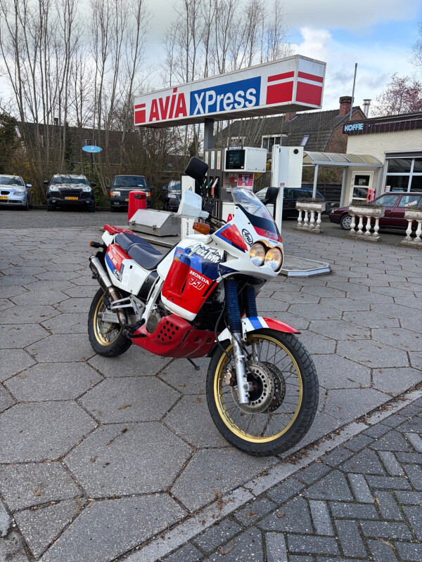 Honda All-Road XRV 750 Africa Twin RD04 voor de hobbyist!
