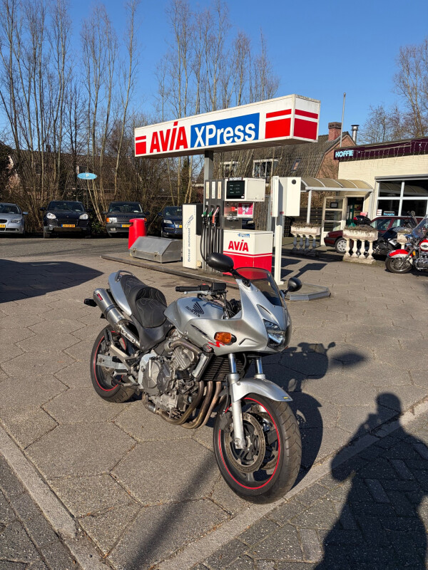 Honda Tour CB 600 FS Tophalf *voor de hobbyist