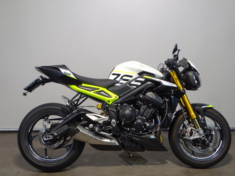 Triumph STREET TRIPLE 765 MOTO2